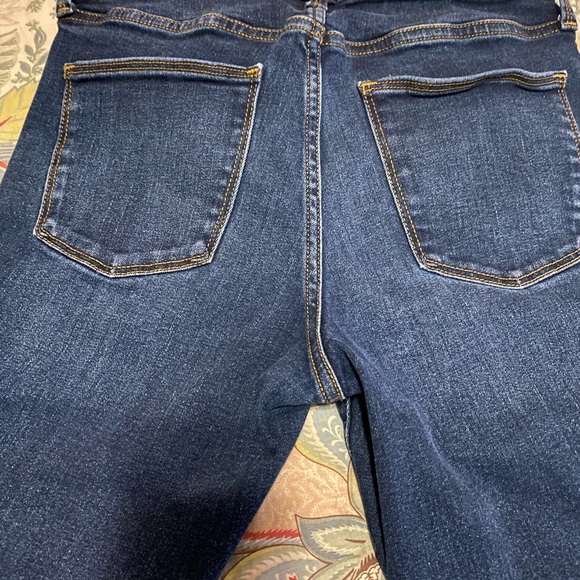 Junior’s Universal Thread High Rise Skinny Jeans. Size6/28S. - Picture 2 of 7